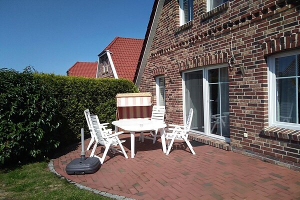 Landhuis Annika in Greetsiel: 110m², tuin, open haard & honden welkom - thumbnail 4