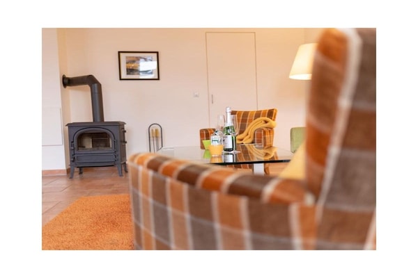 Stijlvol appartement aan het water met eigen steiger en sauna in Greetsiel - thumbnail 6