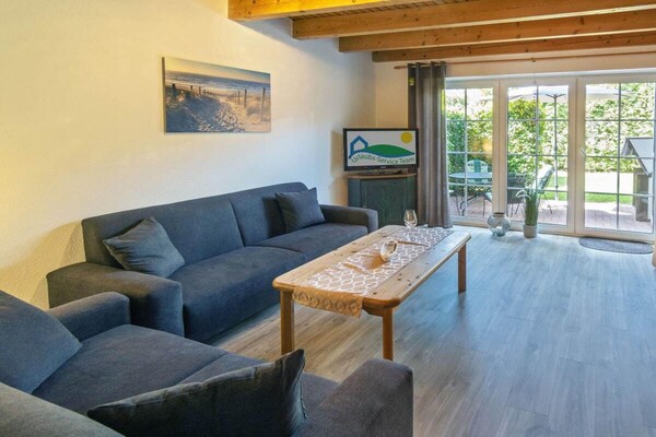 Gerenoveerd vakantiehuis met tuin en strandstoel in Greetsiel - thumbnail 4