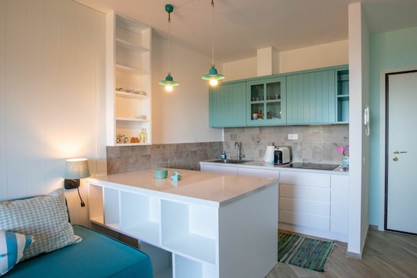 Designappartement met zeezicht in hartje Capoliveri, Elba - thumbnail 3