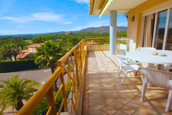 Zonnig appartement in Saint-Raphaël met uitzicht op de golfbaan - thumbnail 3