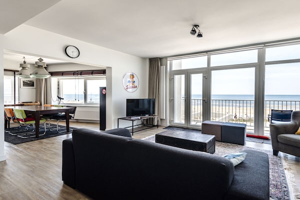 Luxe appartement met open haard in hartje Zandvoort, 700m van het strand - thumbnail 2