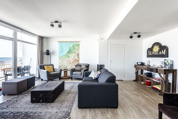 Luxe appartement met open haard in hartje Zandvoort, 700m van het strand - thumbnail 4