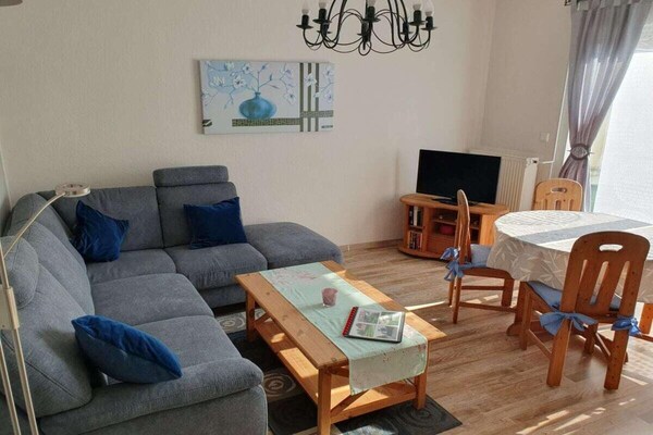 Modern vakantiehuis aan de weilandrand in Altfunnixsiel, vlakbij de Noordzee - thumbnail 4