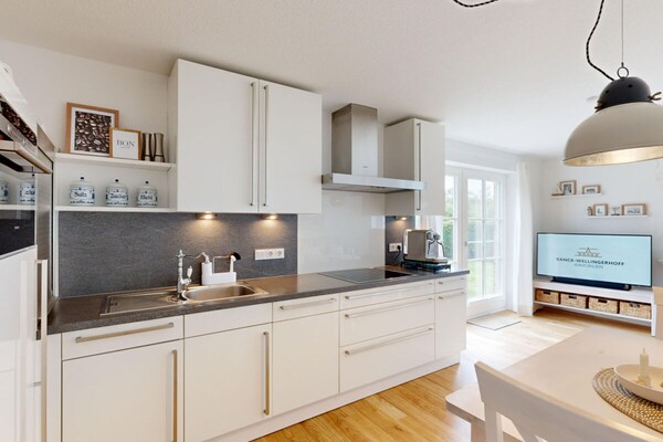 Licht hoekhuis in Oldsum met tuin op zuidwest, 6 personen - thumbnail 5