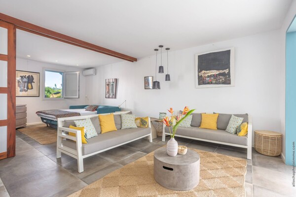 Villa Serenity: Oase met privézwembad, tuin en strand op loopafstand - thumbnail 2
