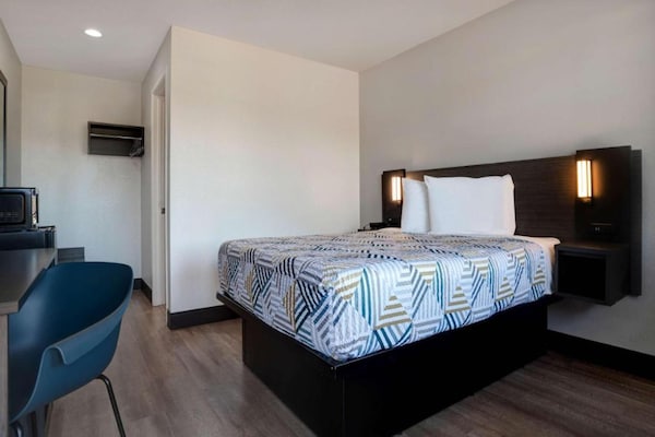 Comfortabel appartement in Arcata met zwembad, nabij strand en luchthaven - thumbnail 4