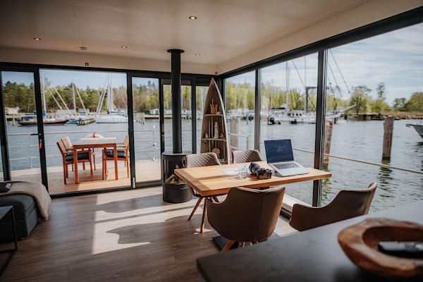 4-persoons woonboot aan zee in Peenemünde - thumbnail 3
