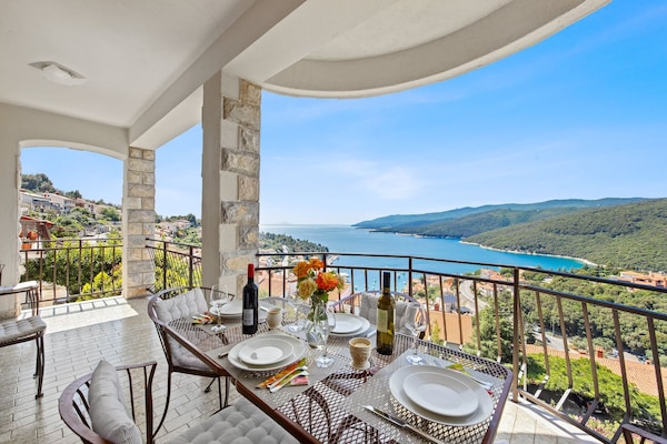 Lady M Gold – Stijlvol appartement met balkon en zeezicht in Rabac - thumbnail 4
