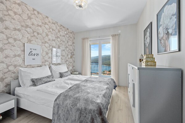 Lady M Gold – Stijlvol appartement met balkon en zeezicht in Rabac - thumbnail 2