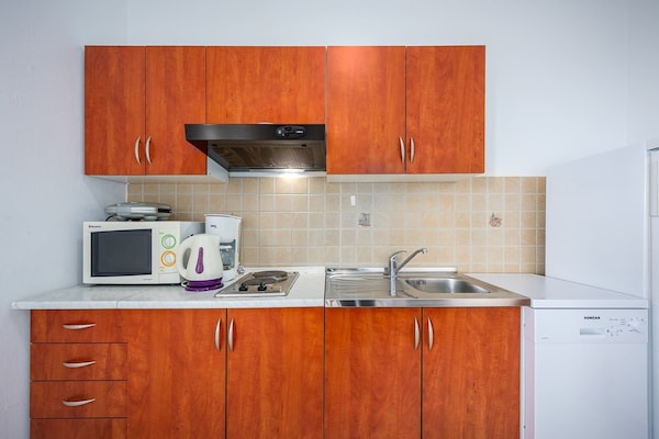 Luxe appartement in Drenje met gedeeld zwembad, sauna en jacuzzi - thumbnail 5