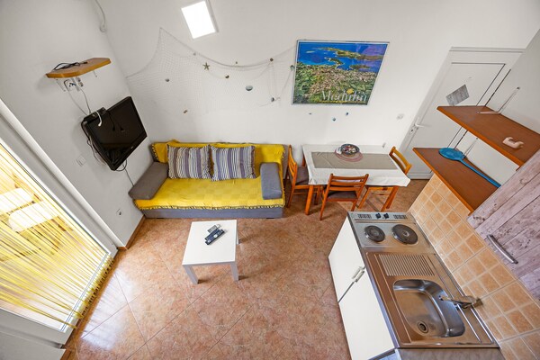 Romantisch appartement met zeezicht, 250 m van strand Medulin - thumbnail 6
