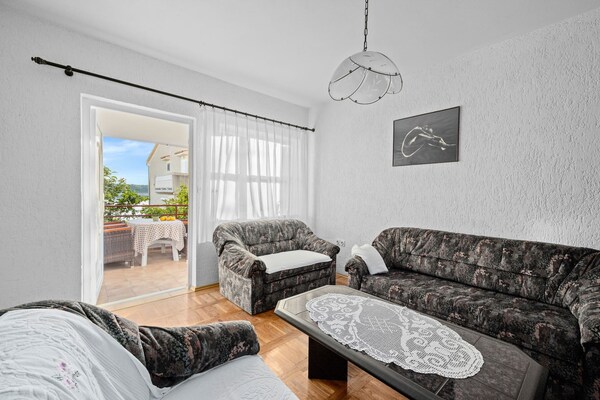 Appartement Marija met zeezicht in Barbat, 50 meter van het strand - thumbnail 1