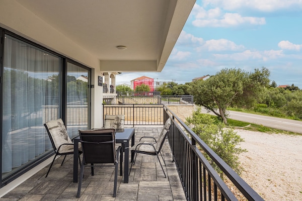 4-persoons appartement in Banjol op 400 m van het strand - thumbnail 5