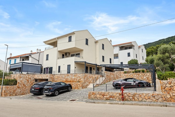 Enchanting Summer Apartment - Cres, Croatia