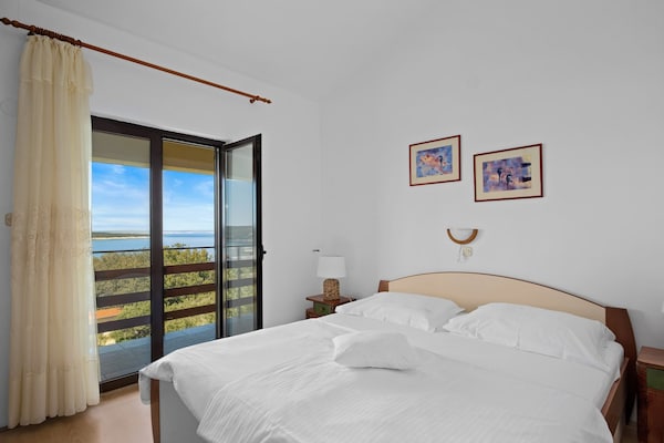 Appartement met zeezicht en balkon, 300m van strand in Supetarska Draga - thumbnail 4