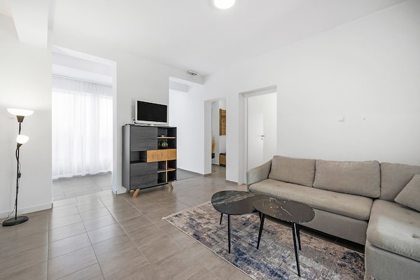 Op 400 m van het strand: Modern appartement in Banjol voor 4 personen - thumbnail 5
