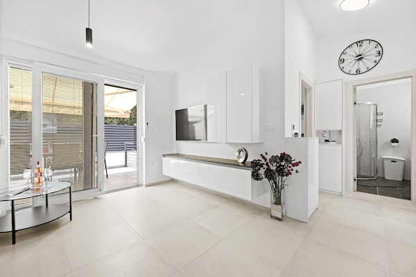 4-persoons appartement aan het strand in Peroj - thumbnail 5