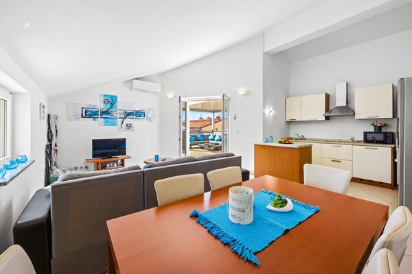 Appartement Katja in Medulin: 6 pers., 750m van strand - thumbnail 2