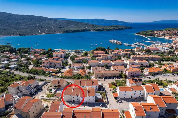 Modern appartement met zeezicht in Cres, vlak bij strand en centrum - thumbnail 5