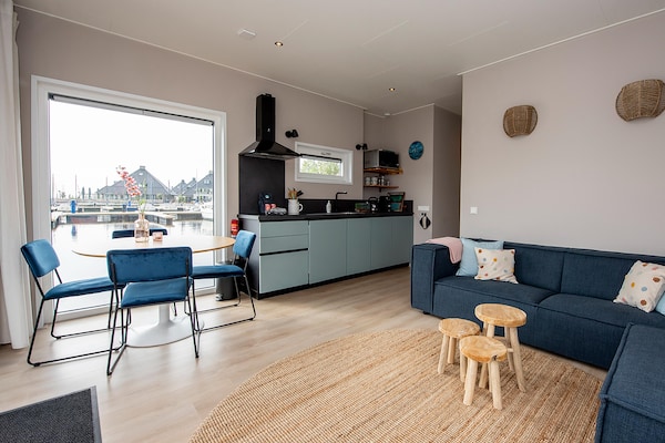 Luxe woonboot RiggelBrug aan het Sneekermeer voor 4 personen - thumbnail 2