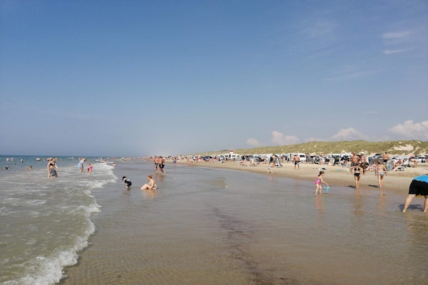 Charmant vakantiehuis aan de golfbaan in Blokhus, vlakbij zee - thumbnail 6
