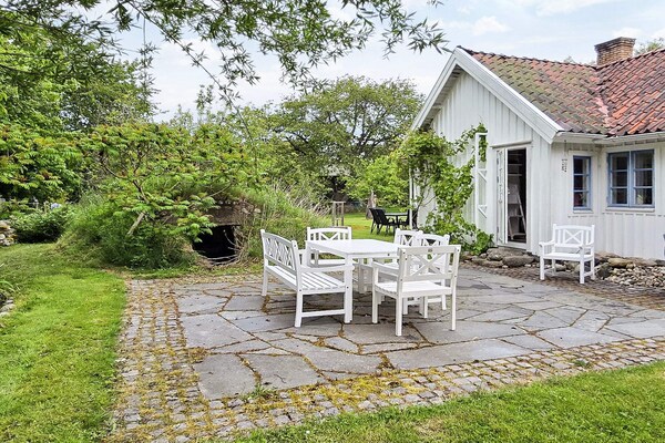 Sfeervol vakantiehuis aan de golfbaan bij Åsa, 500m van strand en meer - thumbnail 4