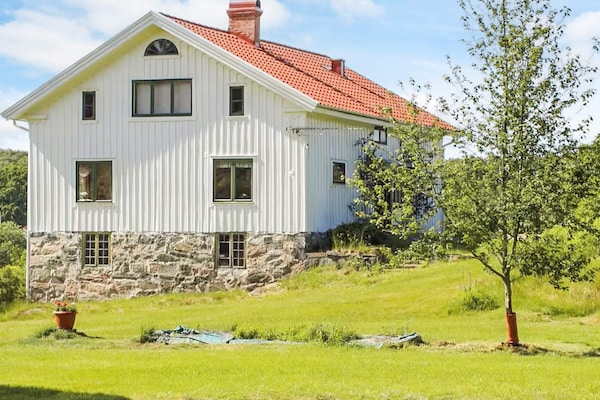 4 Stjarniga Stuga I Uddevalla - Orust