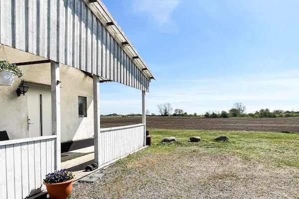 Charmant gastenverblijf op het Zweedse platteland met uitzicht over de velden - thumbnail 3
