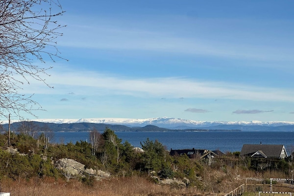 Zonnig vakantiehuis met panoramisch fjordzicht bij Klokkarvik - thumbnail 6
