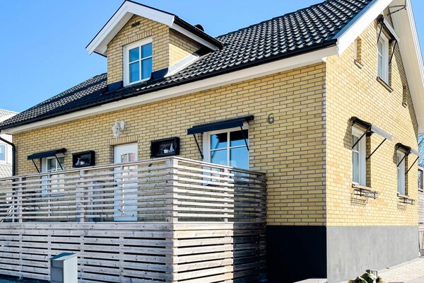 Rustiek vakantiehuis aan de golfbaan in Ronneby met hot tub - thumbnail 4