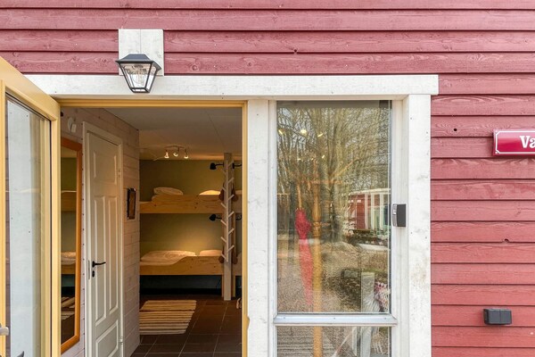 Modern vakantiehuis aan de golfbaan in Hörby voor 8 personen - thumbnail 5