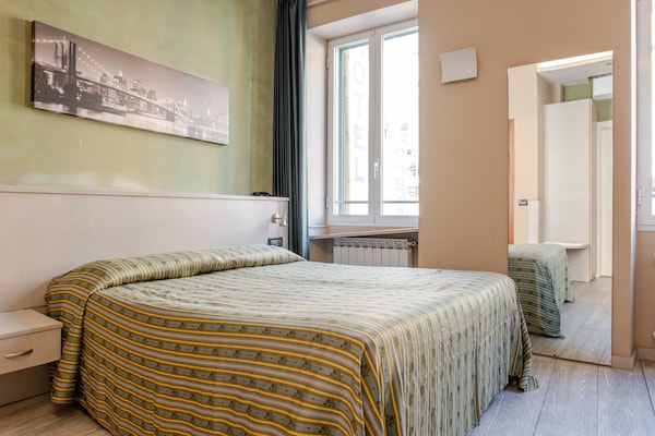 Compact vakantiehuis in Ventimiglia, vlakbij zee en Côte d'Azur - thumbnail 2