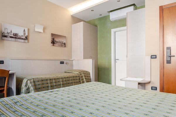 Compact vakantiehuis in Ventimiglia, vlakbij zee en Côte d'Azur - thumbnail 3