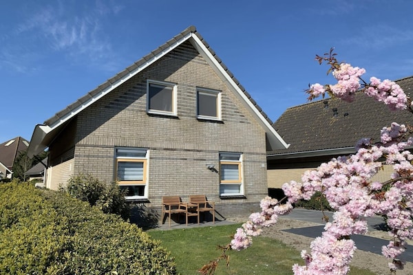 Vrijstaande watervilla met eigen sauna en steiger in Medemblik - thumbnail 6