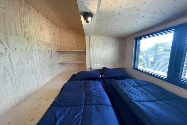 Tiny House West-Graftdijk: speels verblijf aan de rand van de Beemster - thumbnail 4