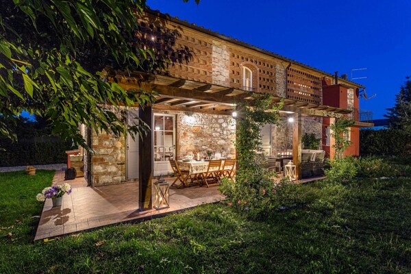 Villa sul Fiume: Luxe boerderij aan rivier bij Lucca, 8 pers., zwembad - thumbnail 1
