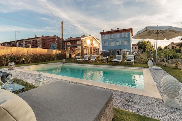 Authentieke villa met zwembad en uitzicht bij Lucca, 10 personen - thumbnail 3