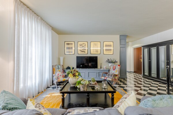 Elegant appartement in renaissancepaleis met uitzicht op Palazzo Pfanner - thumbnail 3