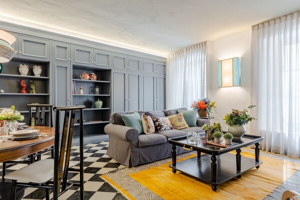 Elegant appartement in renaissancepaleis met uitzicht op Palazzo Pfanner - thumbnail 1