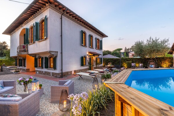 Villa Cesare: Ruim Toscaans familieverblijf met privézwembad bij Lucca - thumbnail 1