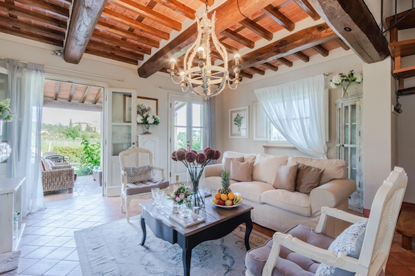 Toscaanse villa met 3 slaapkamers, tuin en gedeeld zwembad bij Lucca - thumbnail 3