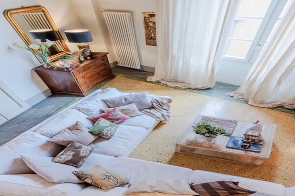 Casta Dama Apartment - thumbnail 1