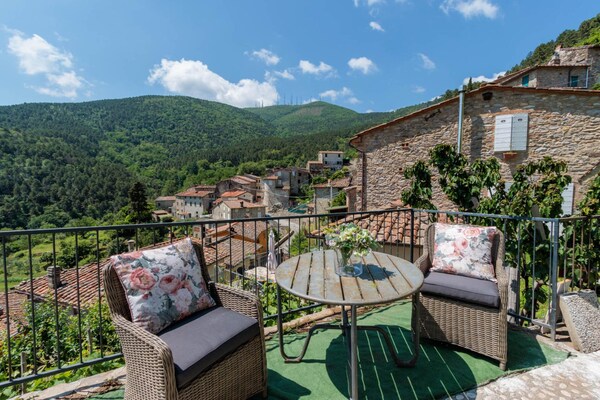 Authentiek Toscaans landhuis met zwembad en uitzicht nabij Lucca - thumbnail 5