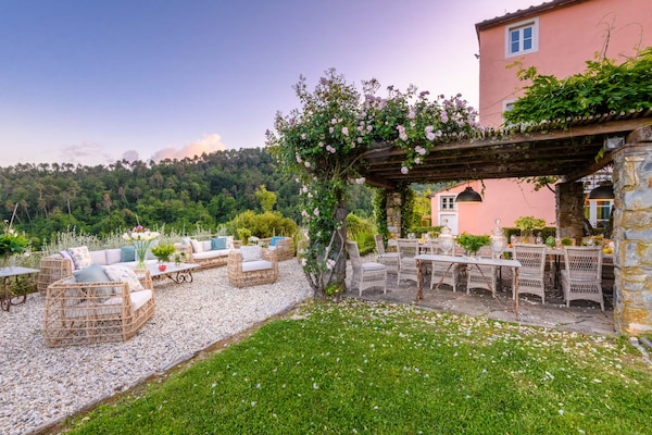 Landhuis Domus Francigena: 10-slaapkamer villa aan golfbaan bij Lucca - thumbnail 1