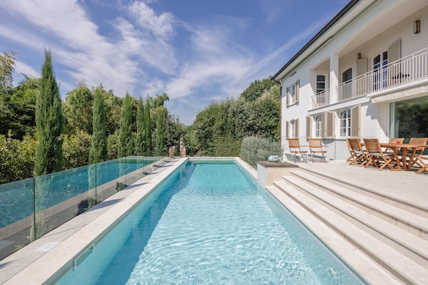 Villa Ivona: Luxe villa met zwembad en golfbaan nabij Lucca - thumbnail 2