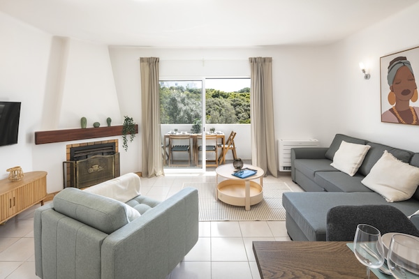 4-persoons appartement in Carvoeiro nabij strand en golfbaan - thumbnail 1