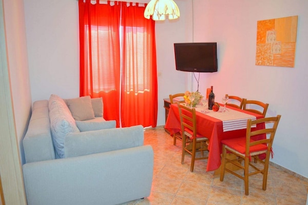 Tweeslaapkamerappartement met terras en balkon in Vodice, 400m van het strand - thumbnail 2