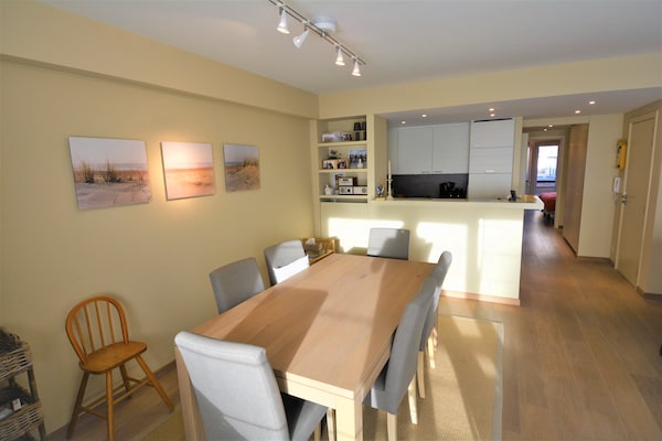 Stijlvol appartement in Knokke-Heist met zijdelings zeezicht - thumbnail 6
