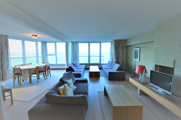 6-persoons hoekappartement met zeezicht in Knokke-Heist - thumbnail 1